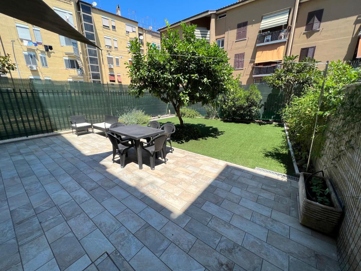 Casa Paestum. Your Wonderful Garden In Rome Exterior photo